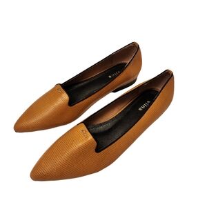 Viina Pointy Toe Flats
